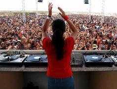 Mistress Barbara - I'm no Human