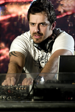 DJ Rafael Abiramia