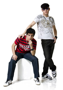 Overtronics com Rennan Tonini e Hugo Faro