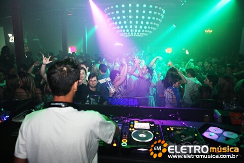 Fotos - PRÉ RÉVEILLON BOUTIQUE 2011 - CONFRARIA CLUB - Florianópolis - SC