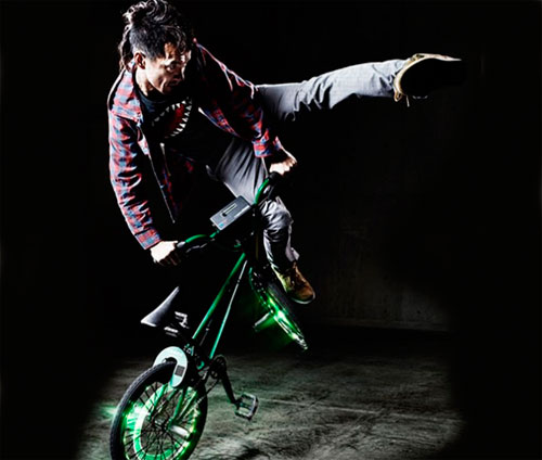 TURNTABLE BIKE RIDER