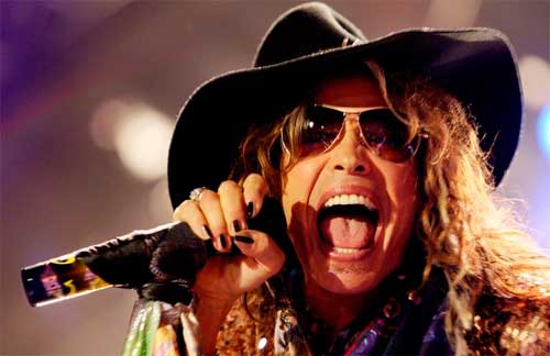 STEVEN TYLER PRETENDE LANÇAR TRABALHO DE MÚSICA ELETRÔNICA